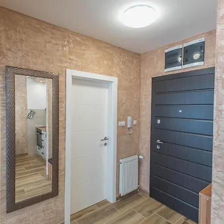 Adriana Apartment *