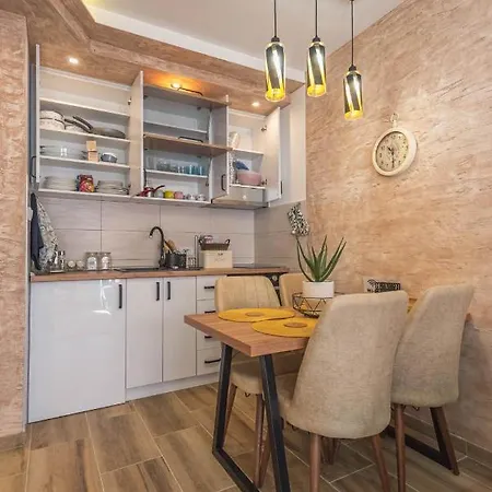 Adriana Apartment